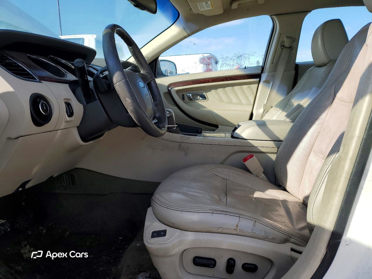 Ford Taurus 2011