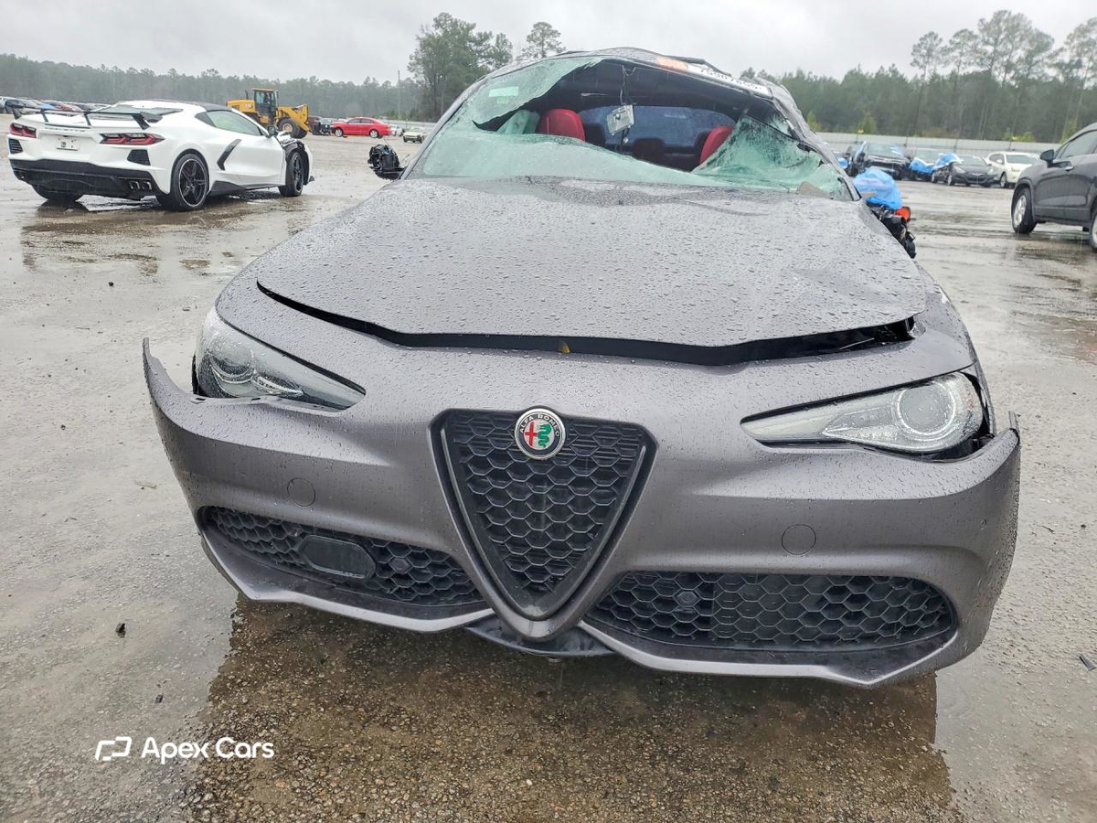 Alfa Romeo Giulia 2022