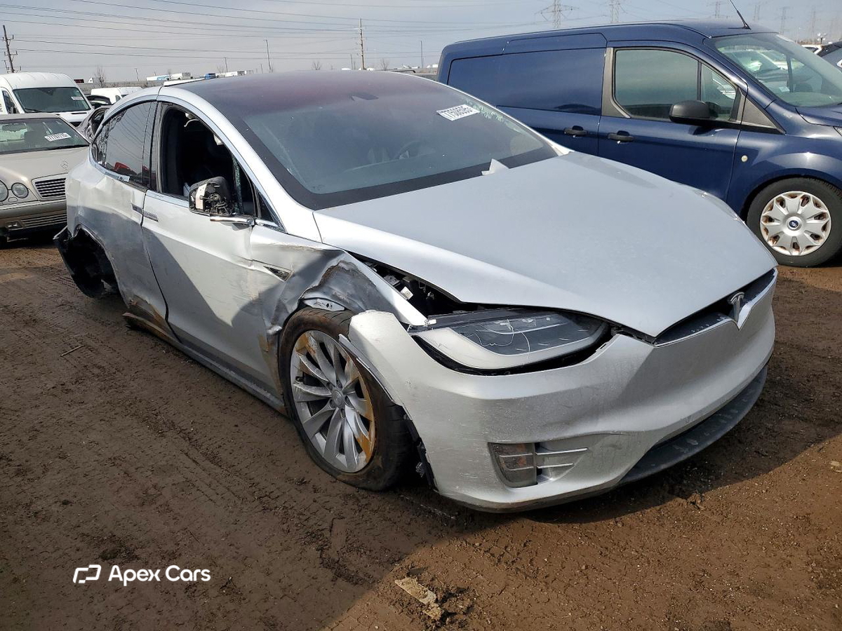 Tesla Model X 2016