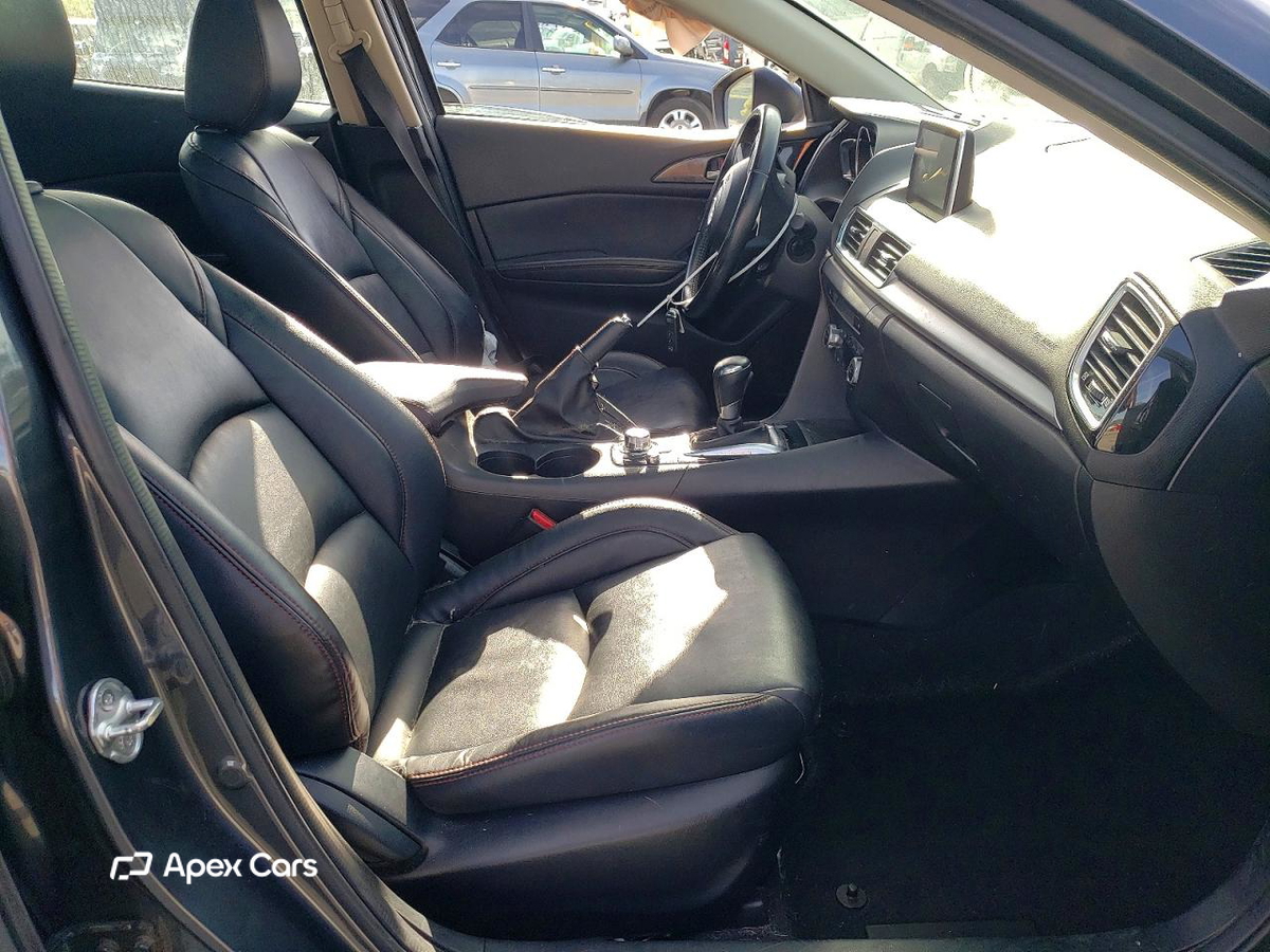 Mazda 3 2015