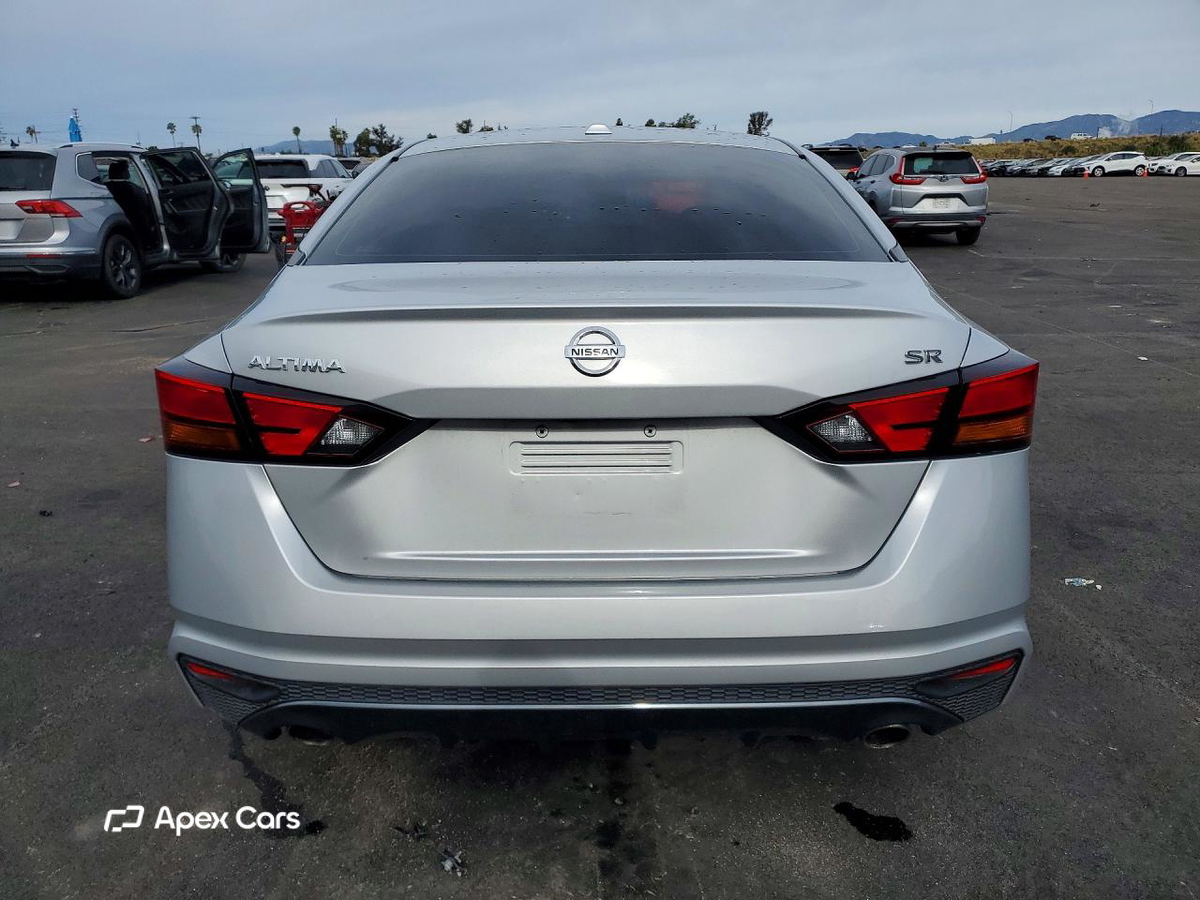 Nissan Altima 2019