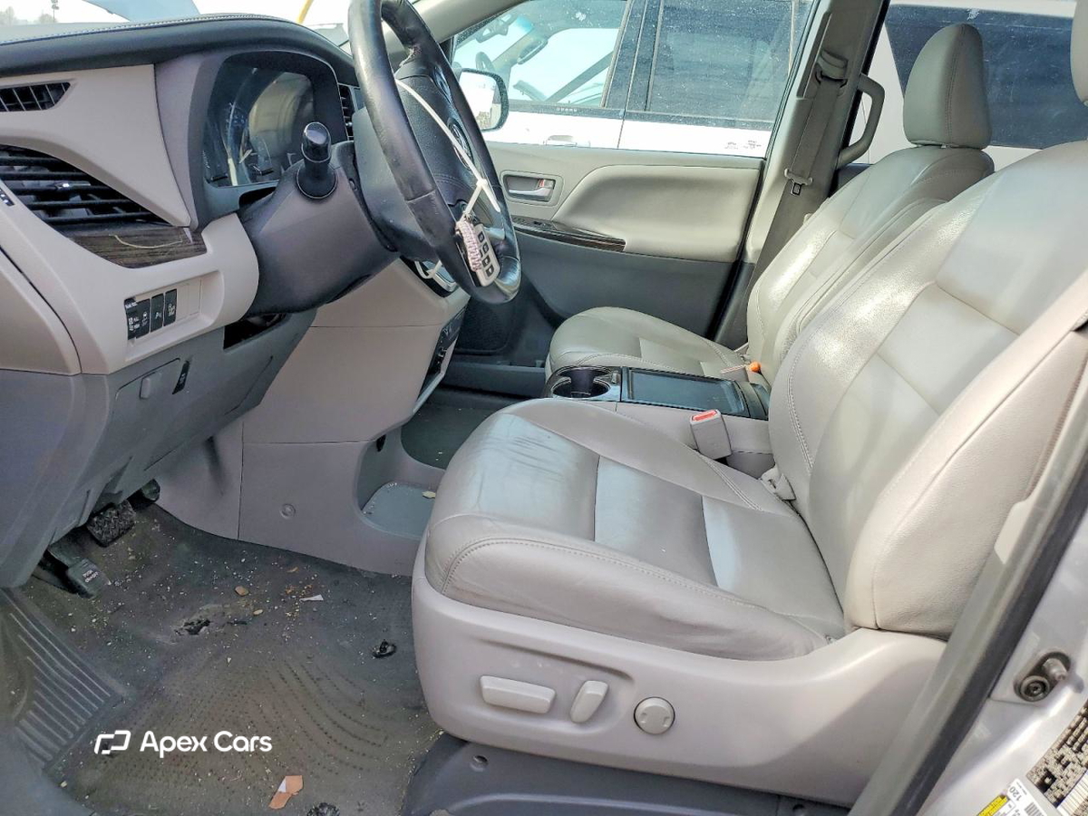 Toyota Sienna 2017