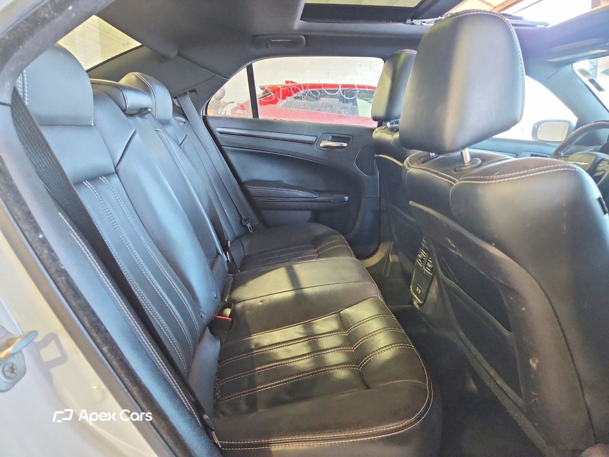 Chrysler 300 2015