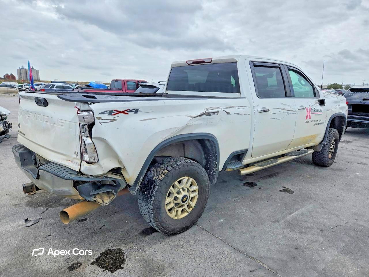 Chevrolet Silverado 2021