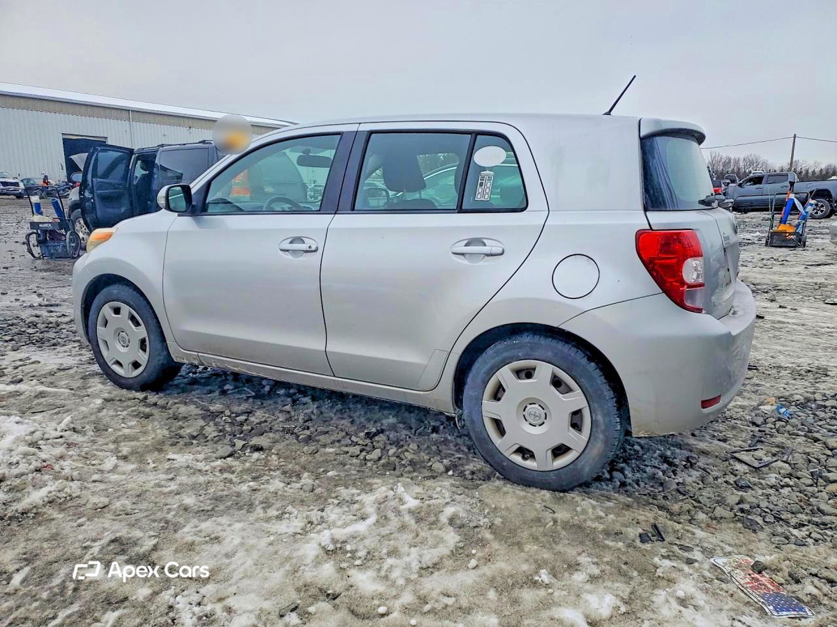 Toyota  2010