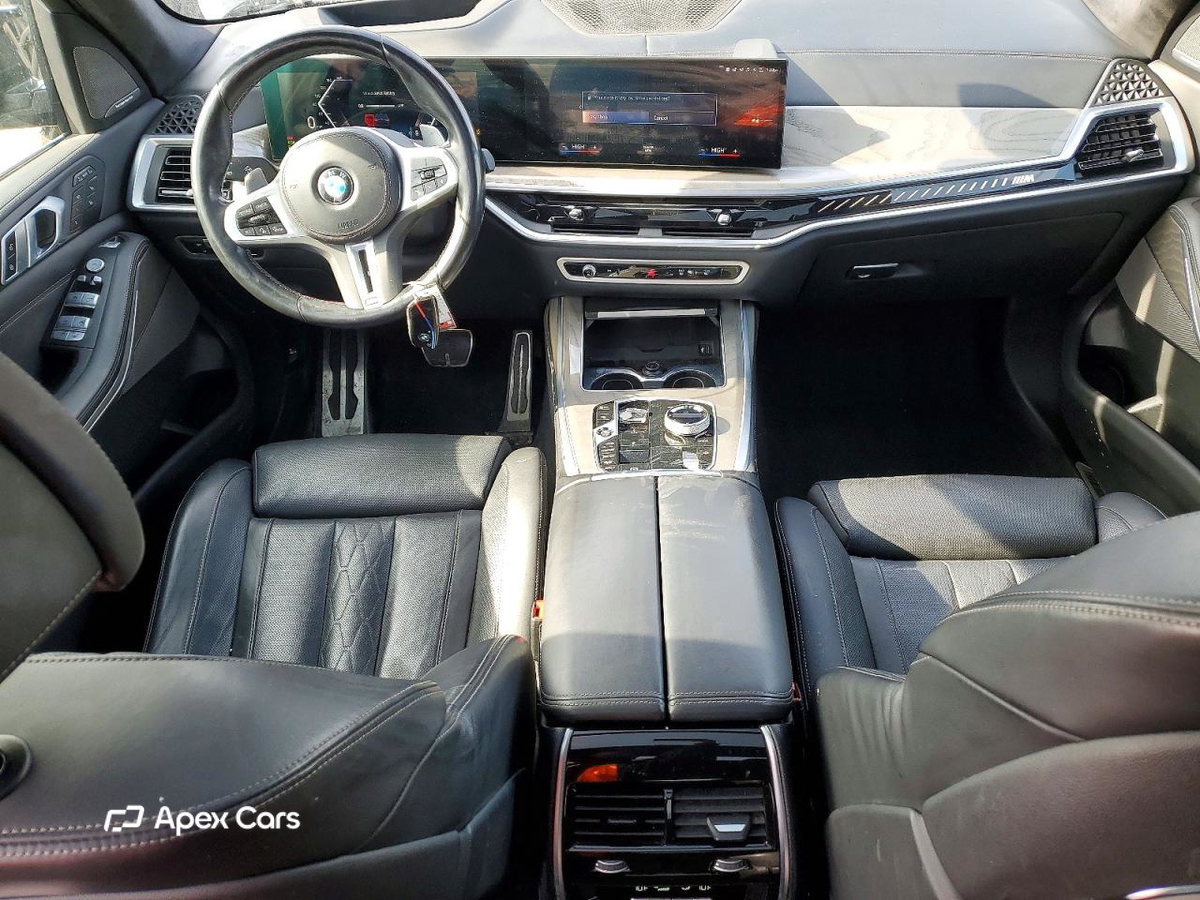 BMW X7 2023