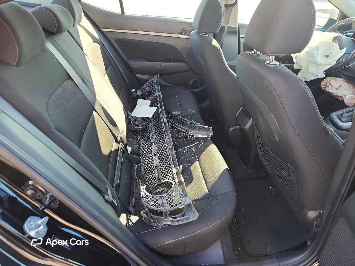 Hyundai Elantra 2018