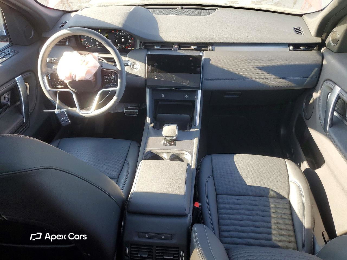 Land Rover Discovery 2024