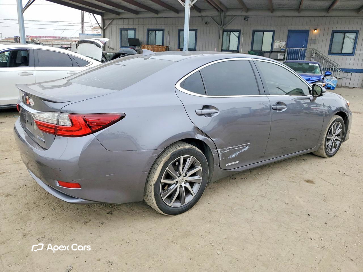 Lexus ES 2016