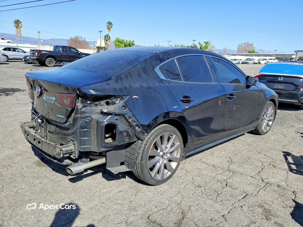 Mazda 3 2019