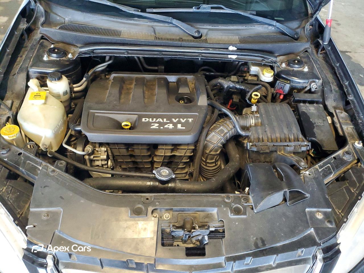 Chrysler 200 2012
