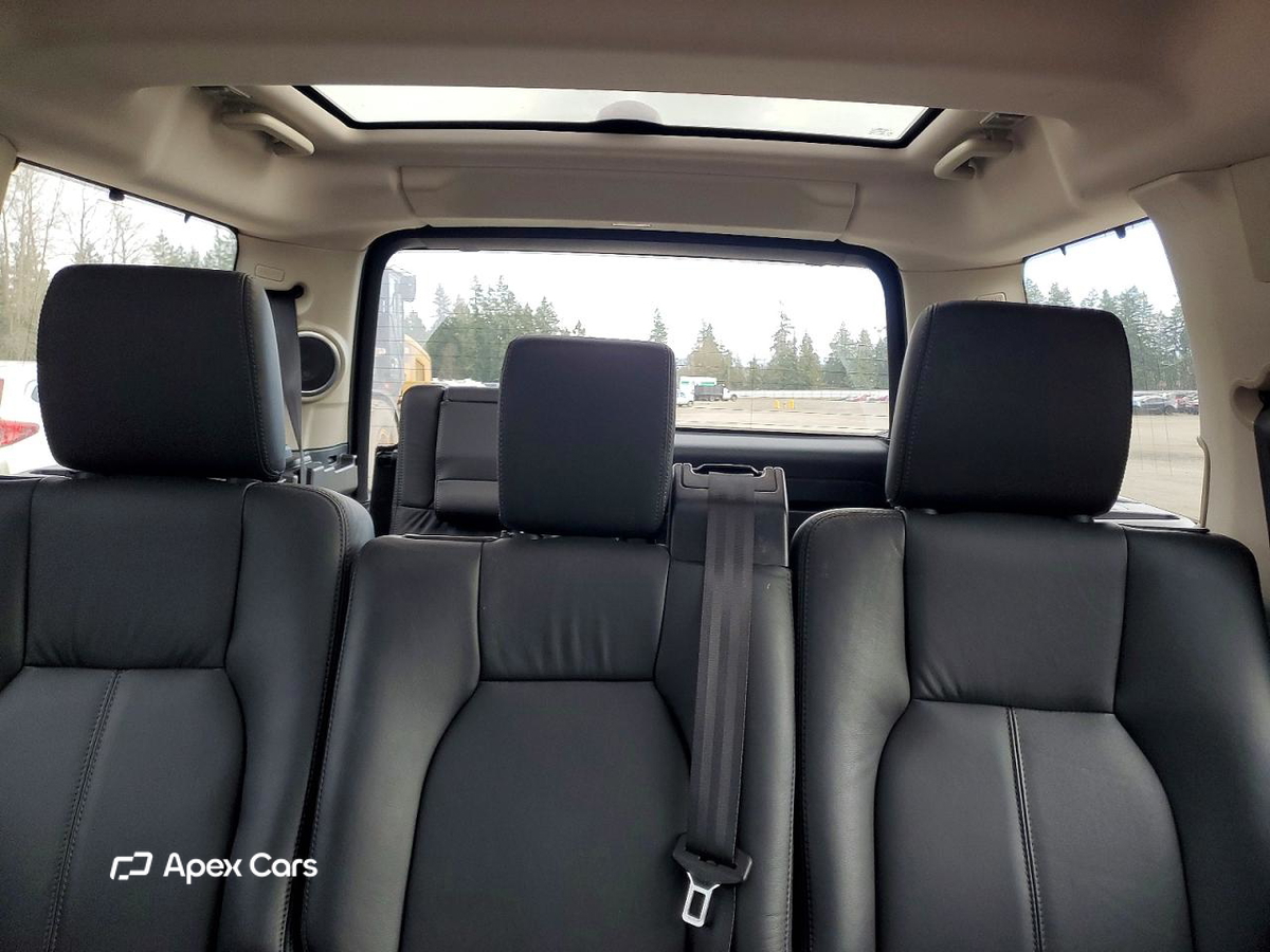 Land Rover LR4 2011