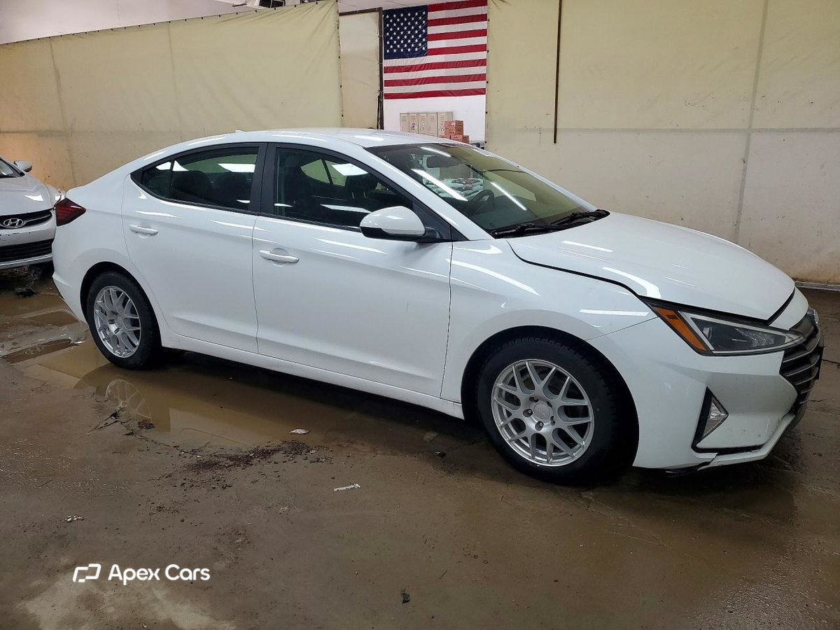 Hyundai Elantra 2019