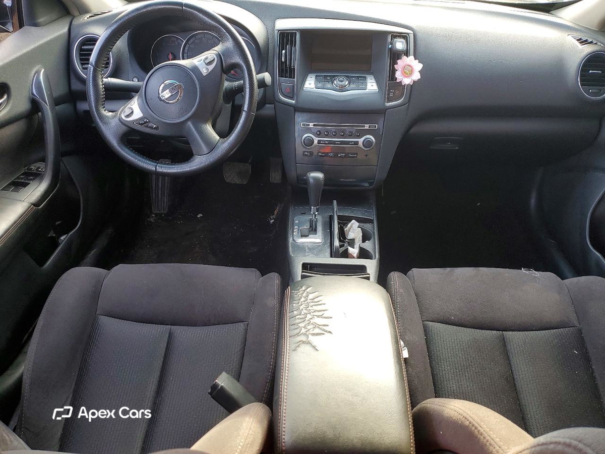 Nissan Maxima 2012