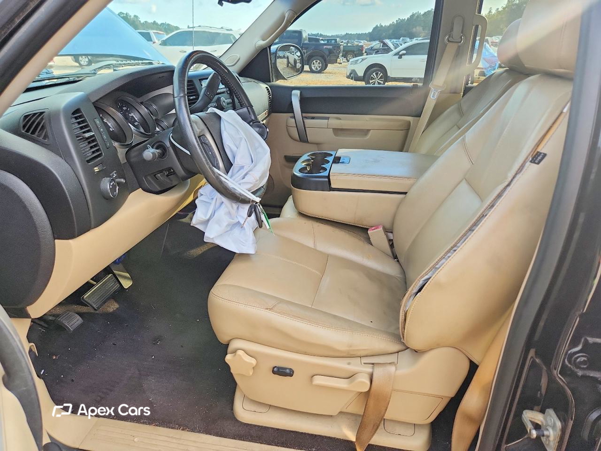 GMC Sierra 2011