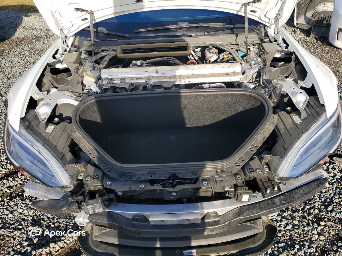 Tesla Model S 2021