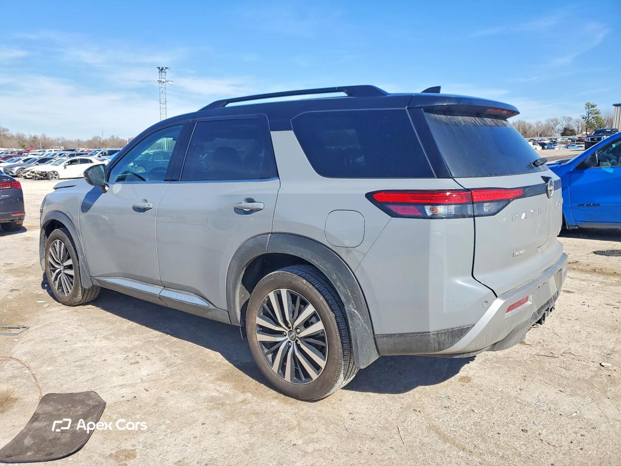 Nissan Pathfinder 2025