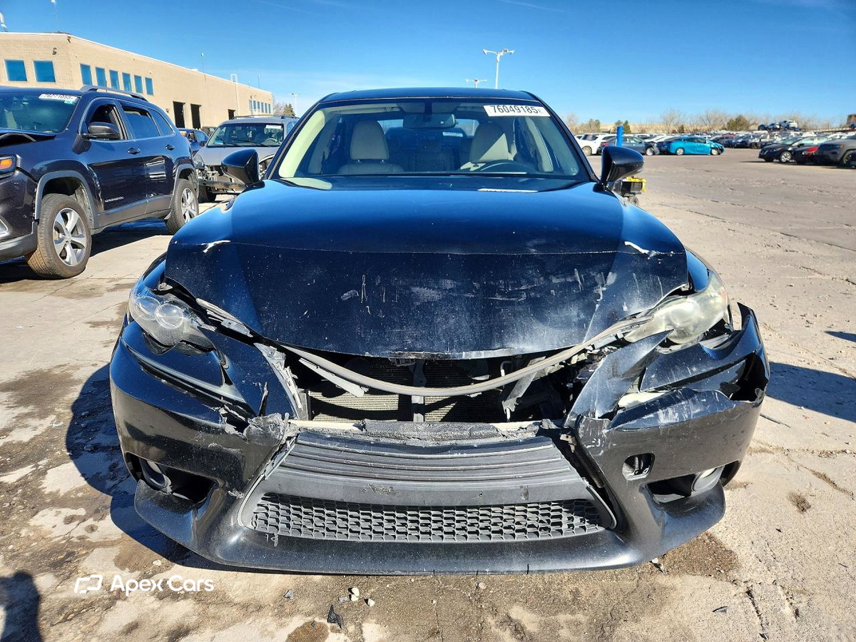 Lexus IS 2014