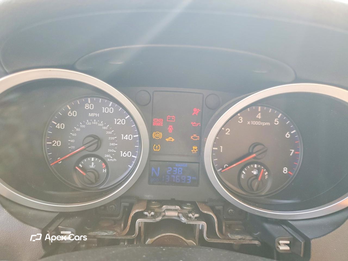 Hyundai Genesis 2010
