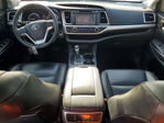 Toyota Highlander 2016