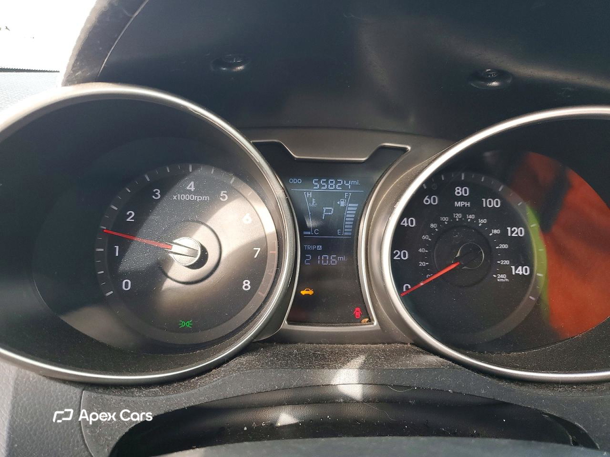 Hyundai Veloster 2013