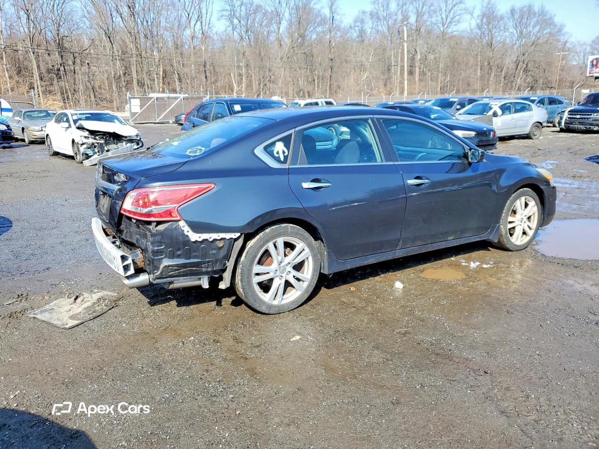 Nissan Altima 2013