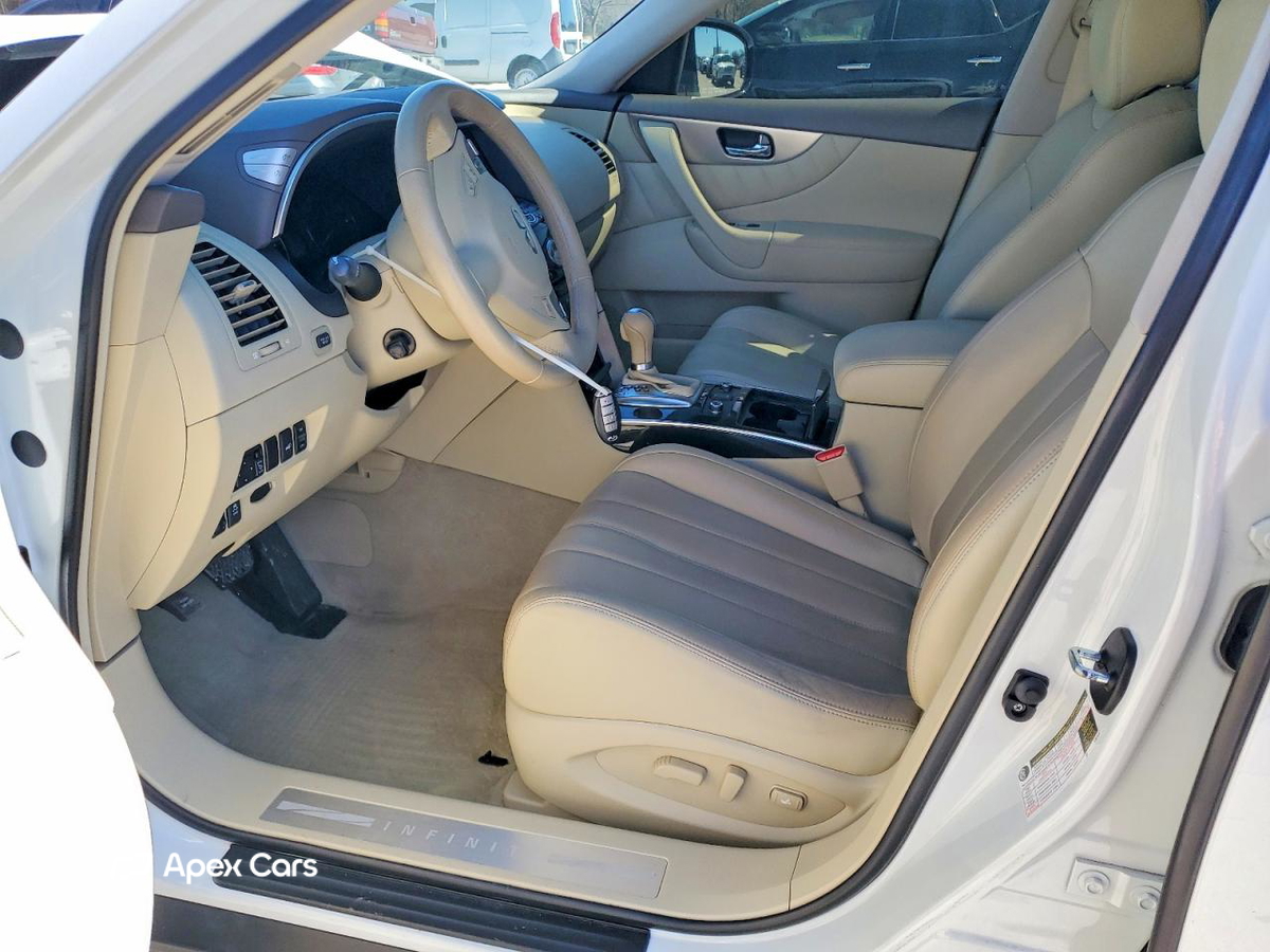 Infiniti QX70 2017