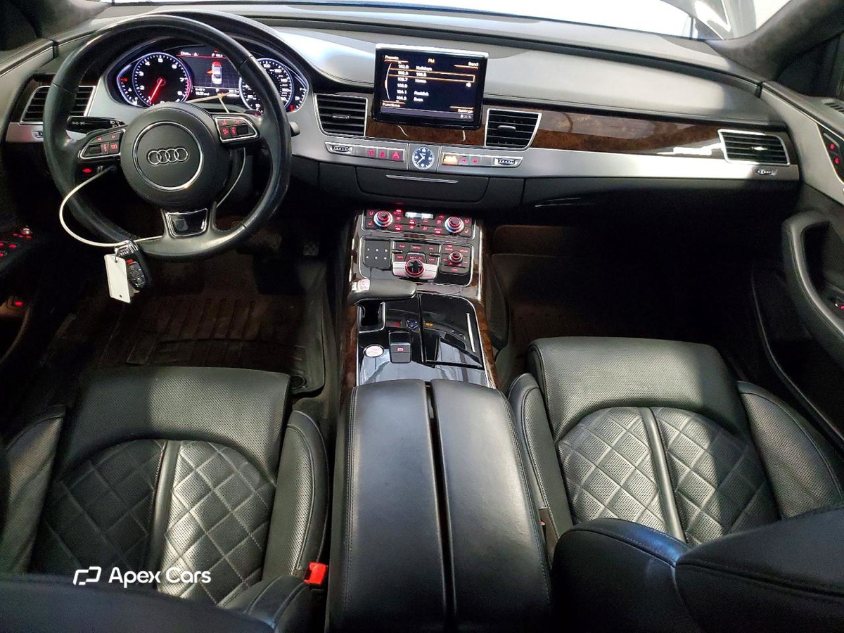 Audi A8 2012