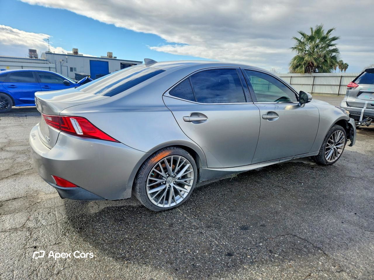 Lexus IS 2014
