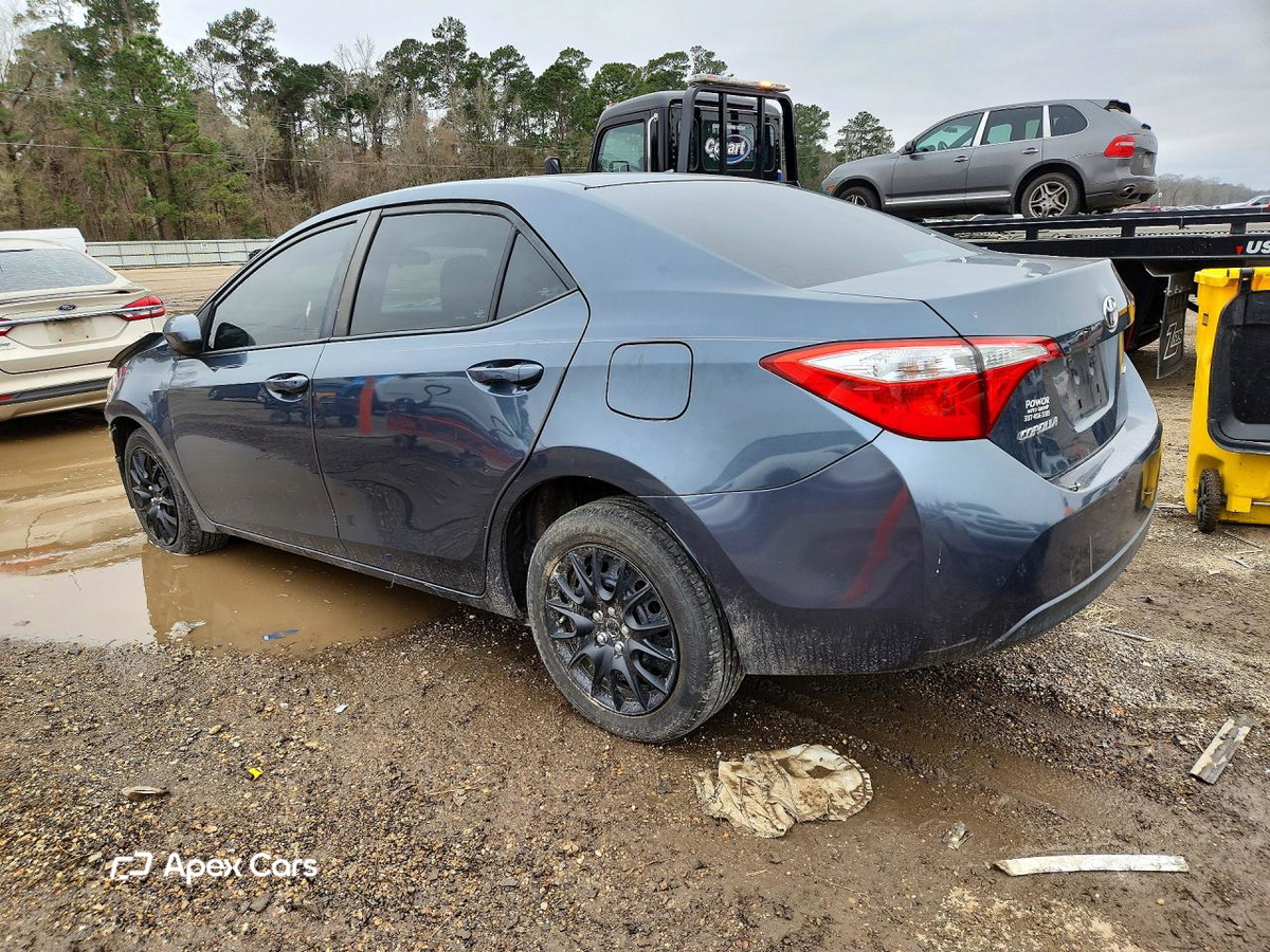 Toyota Corolla 2015