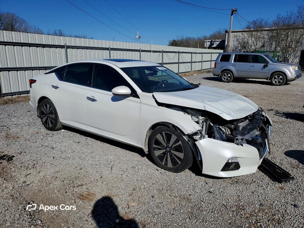 Altima 2022