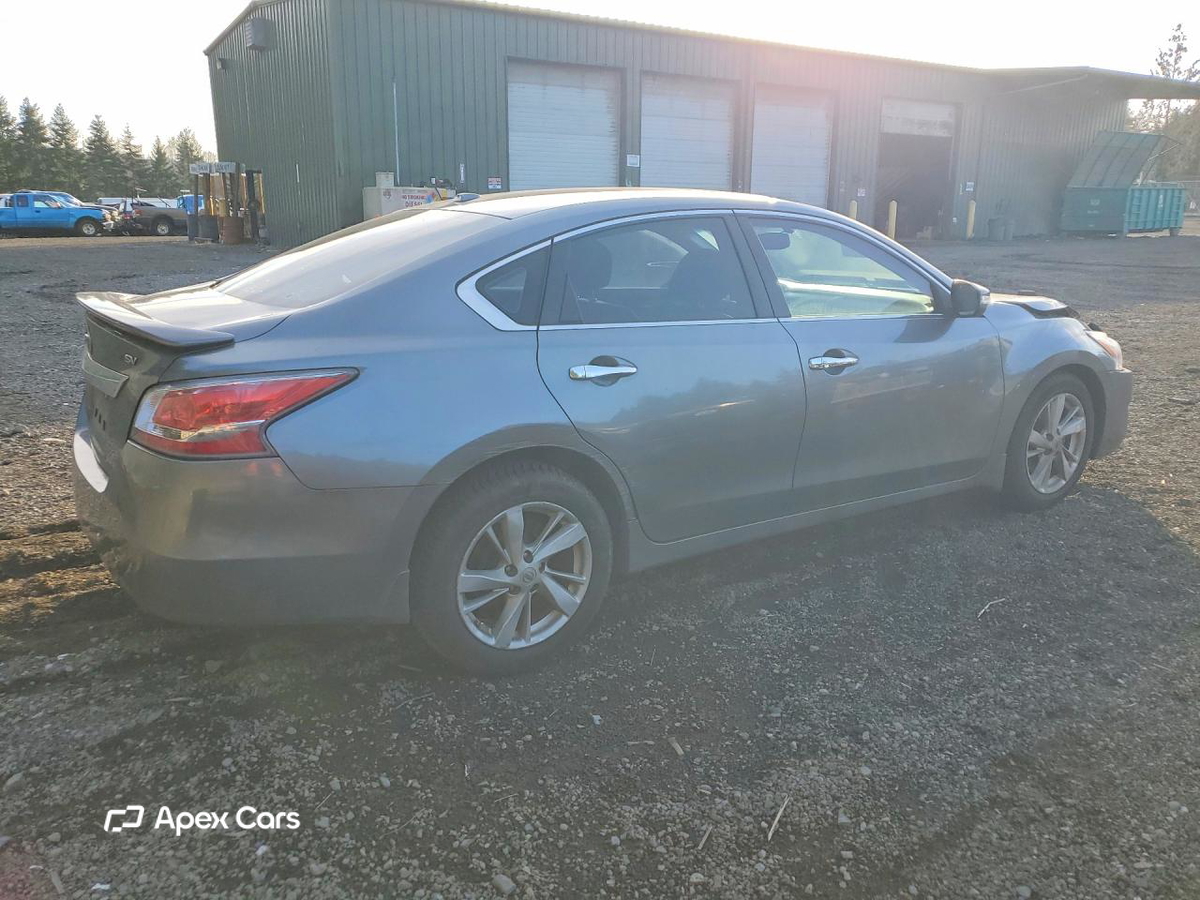 Nissan Altima 2015