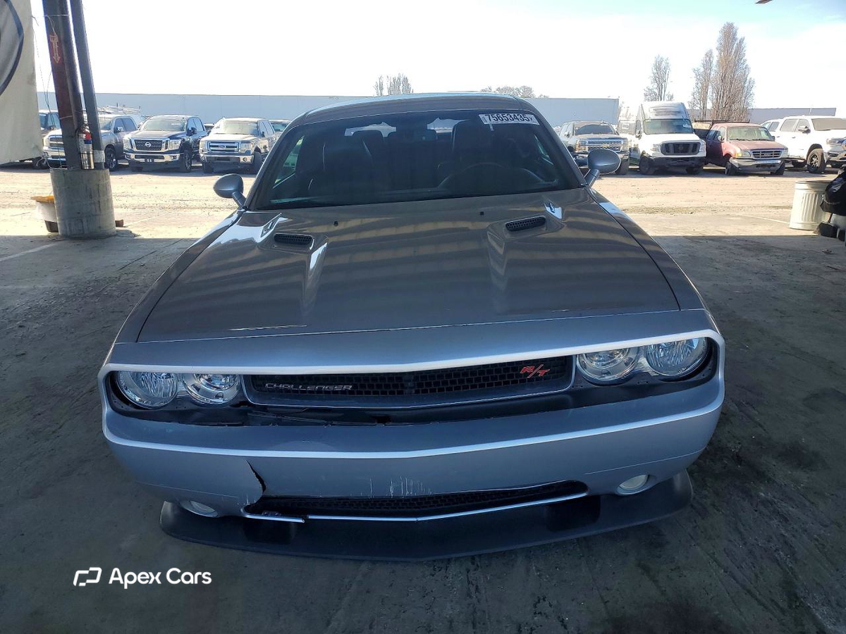 Dodge Challenger 2012