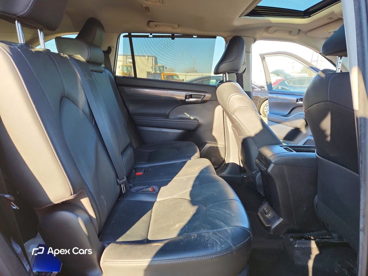 Toyota Highlander 2020