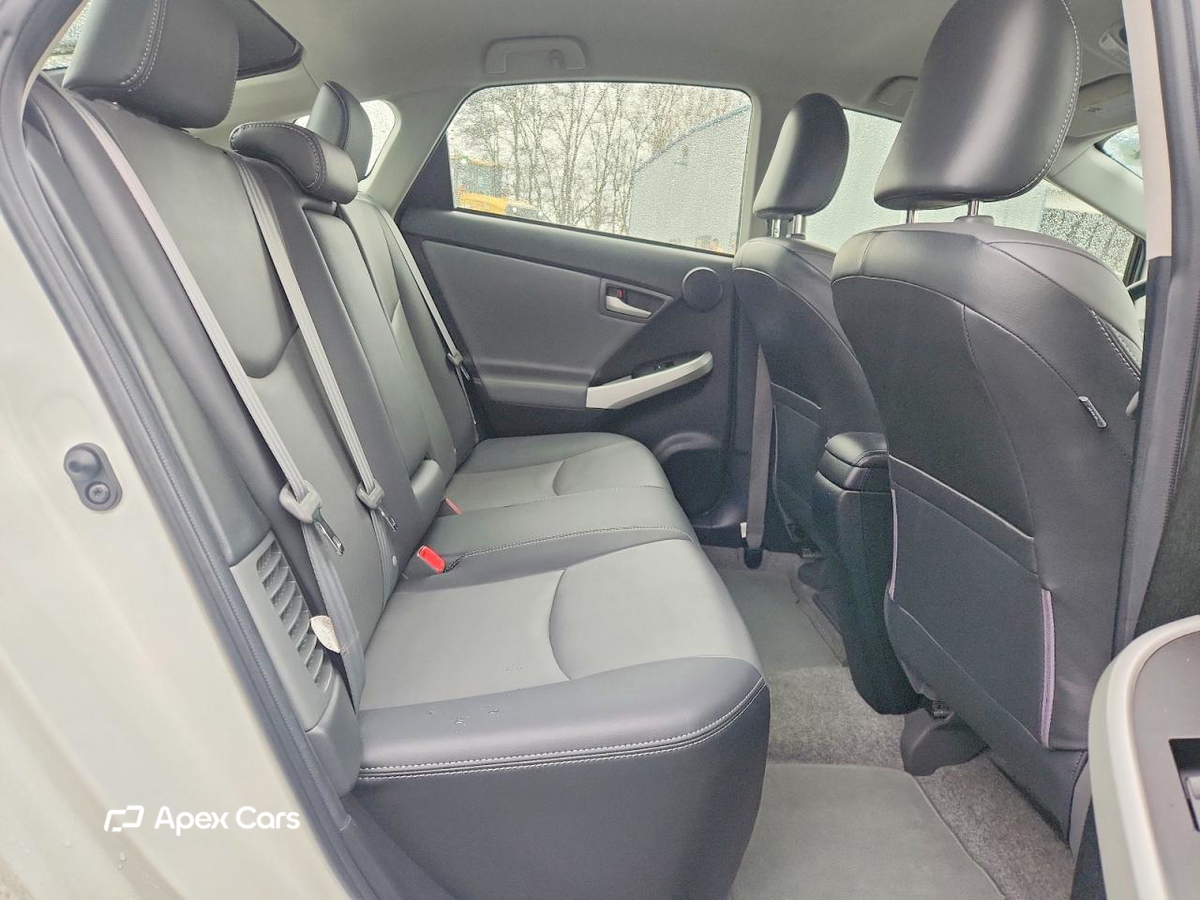 Toyota Prius 2012