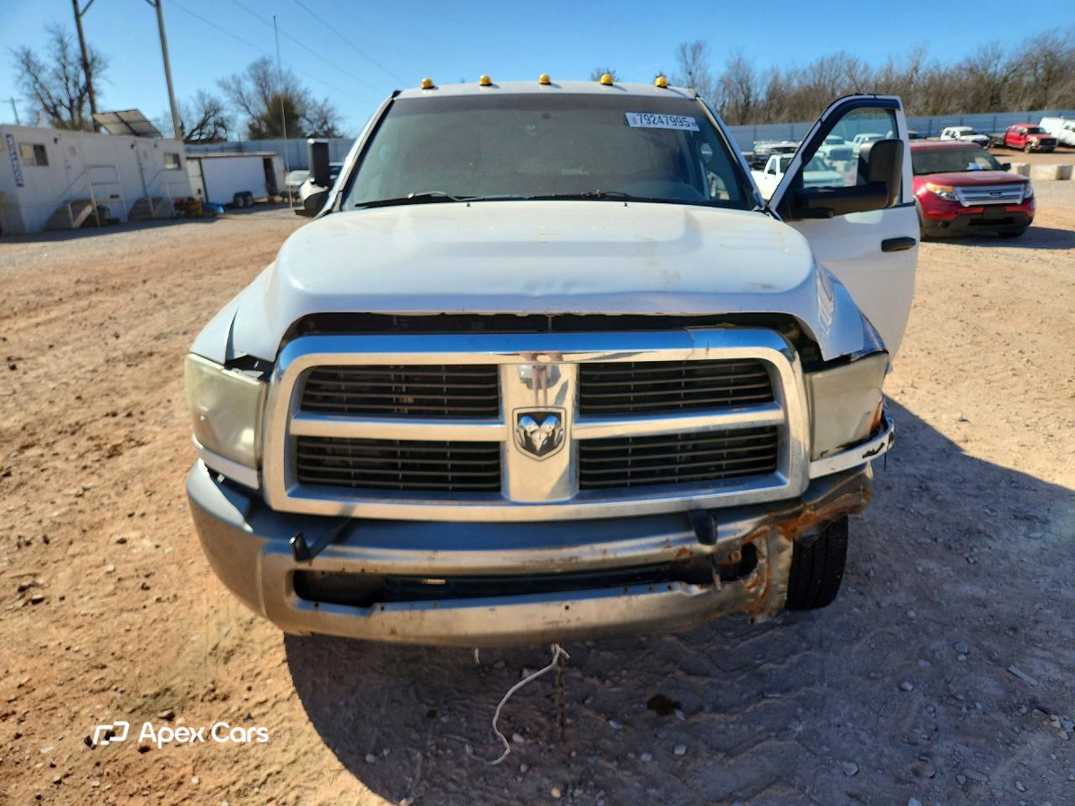 Dodge RAM 2011
