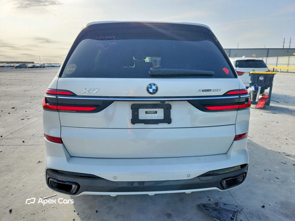 BMW X7 2023
