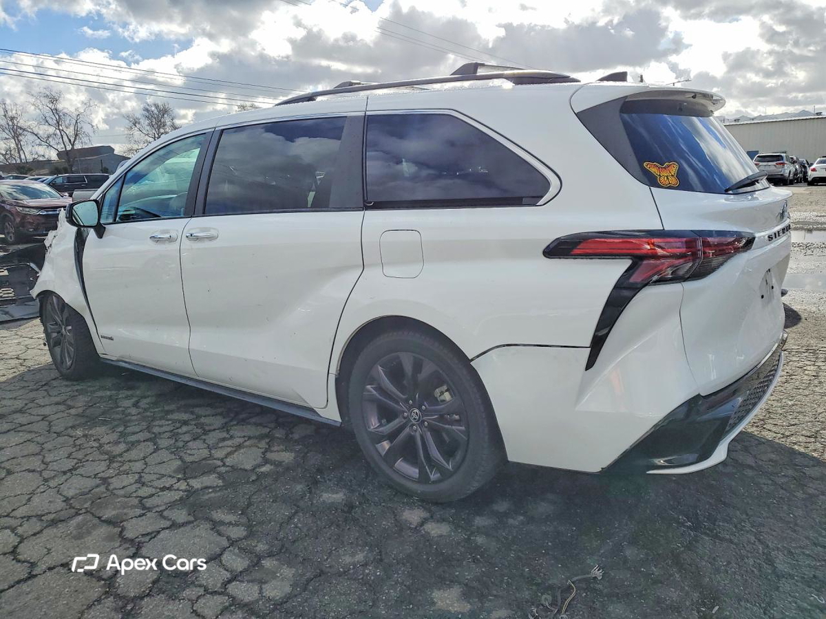 Toyota Sienna 2021