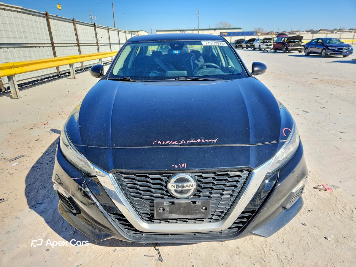 Altima 2021