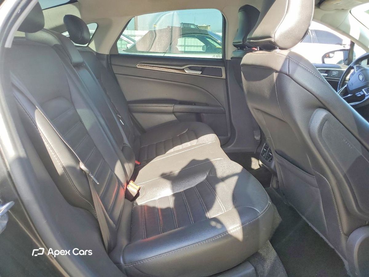 Ford Fusion 2016