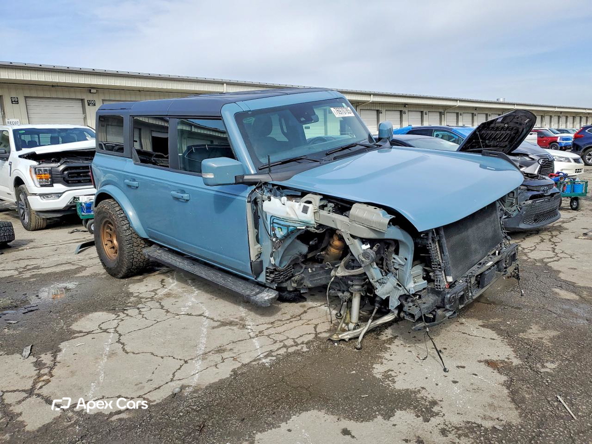 Ford Bronco 2022