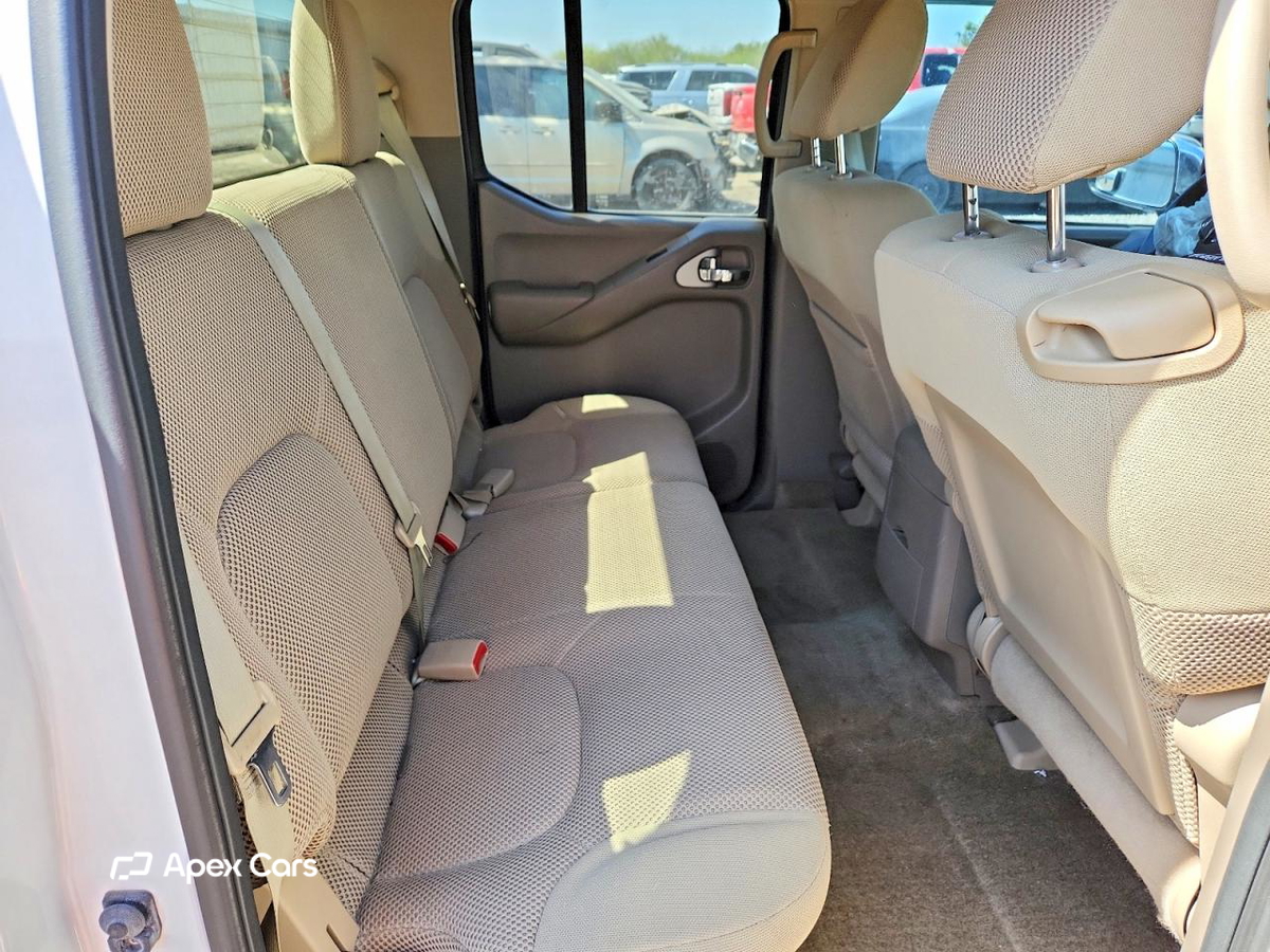 Nissan Navara (Frontier) 2012