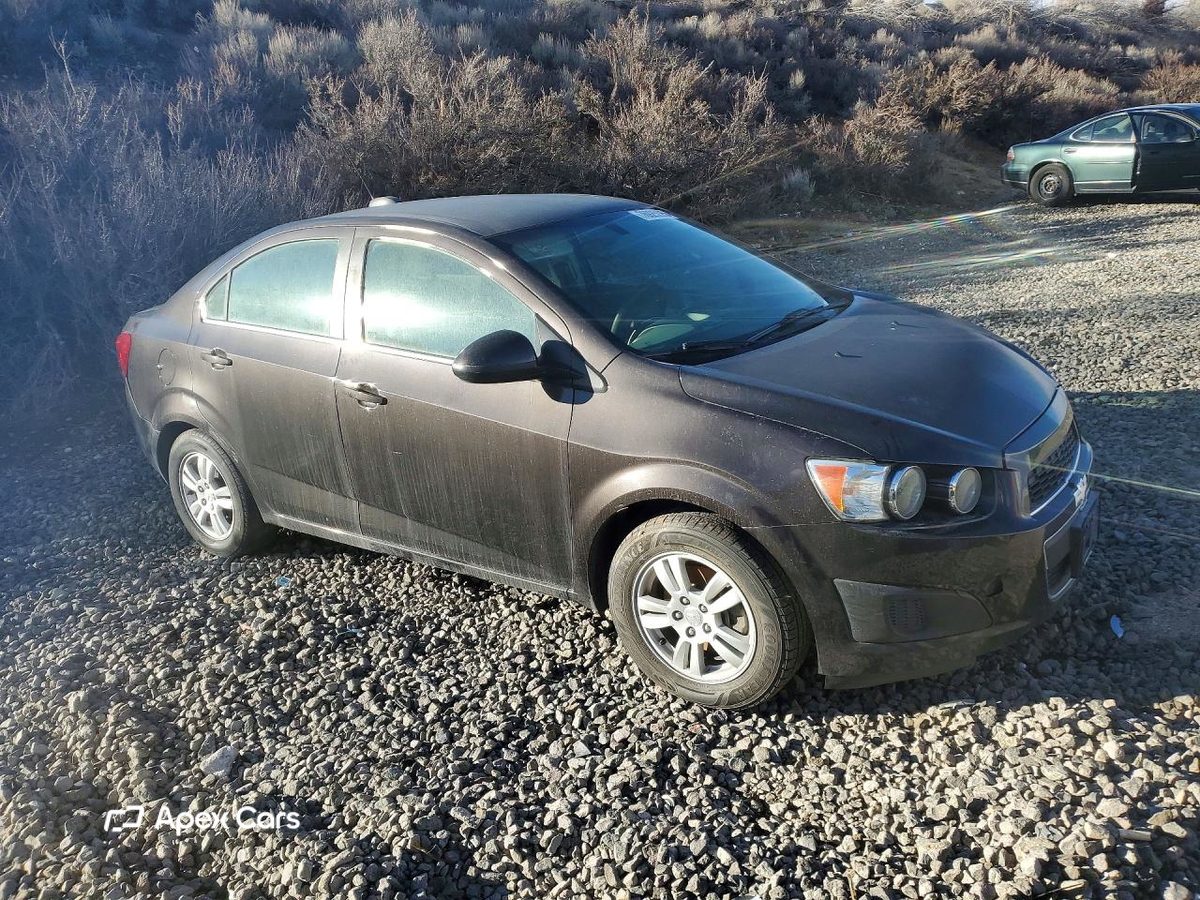 Chevrolet Sonic 2015