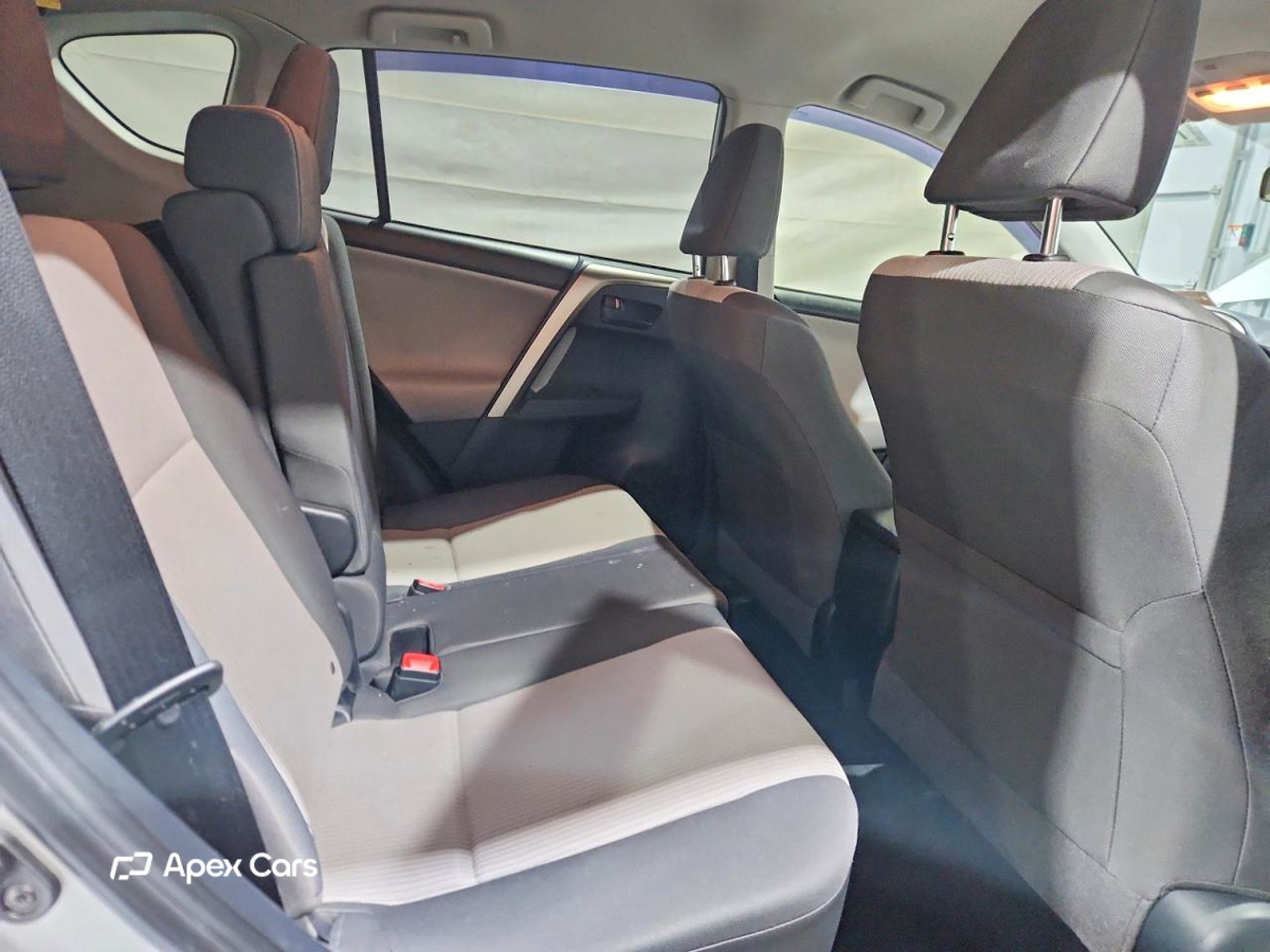 Toyota RAV 4 2015