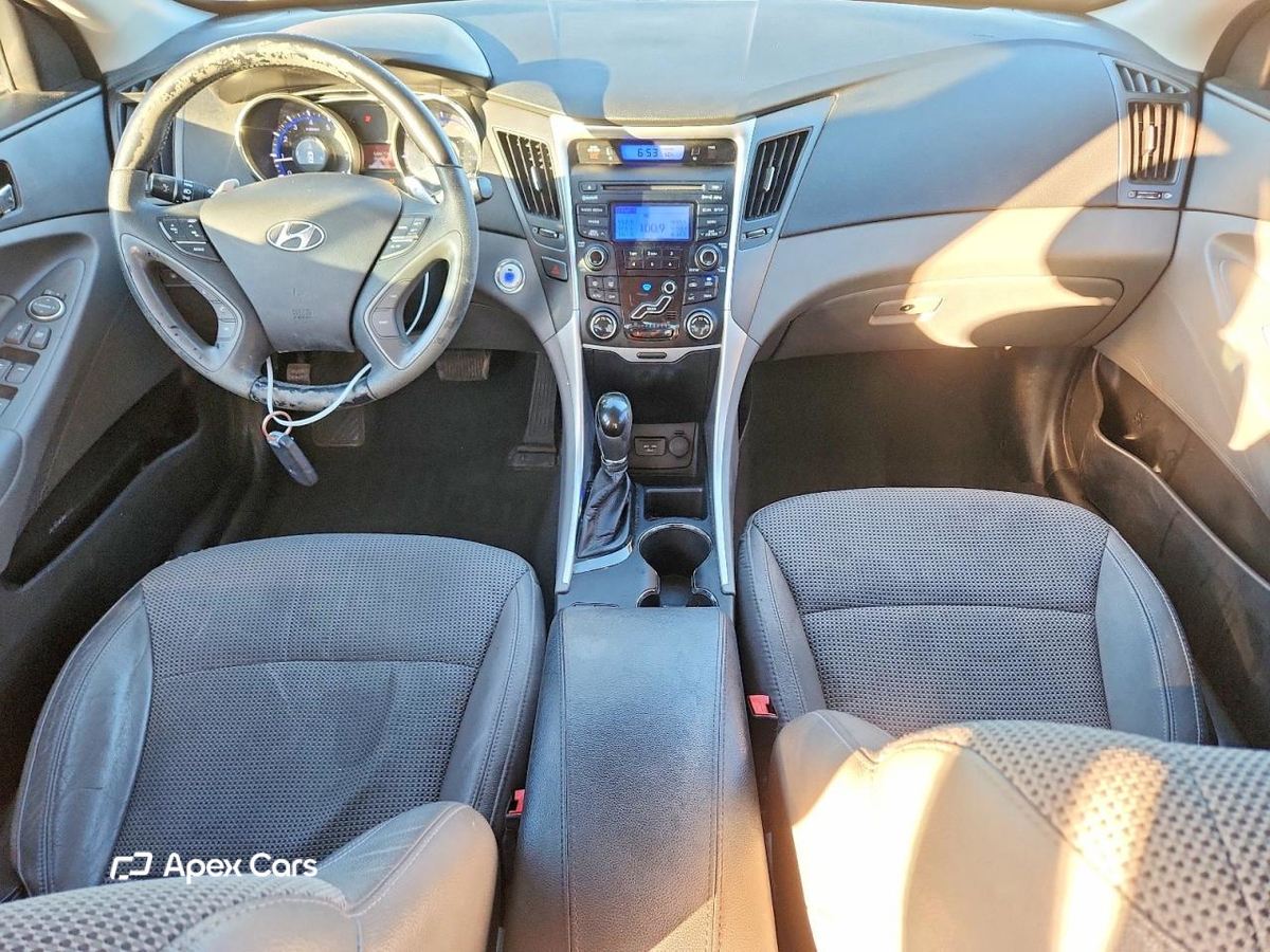 Hyundai Sonata 2013
