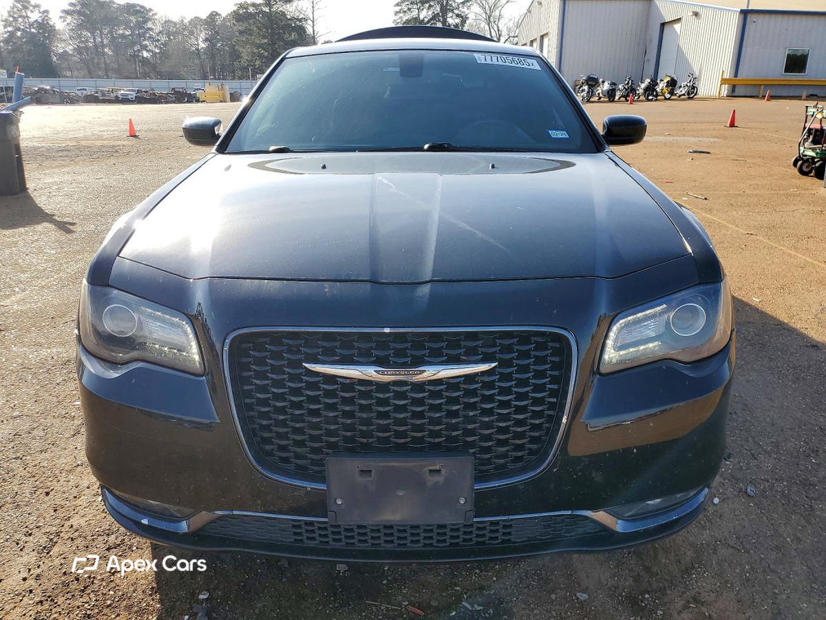 Chrysler 300 2018