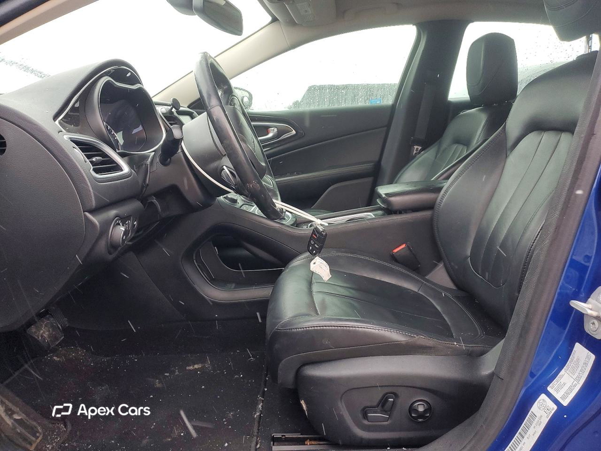 Chrysler 200 2016