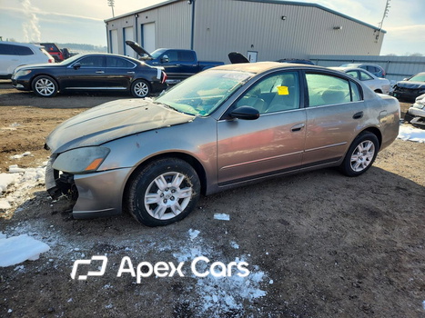 Nissan Altima 2005 - Image 1 of 13