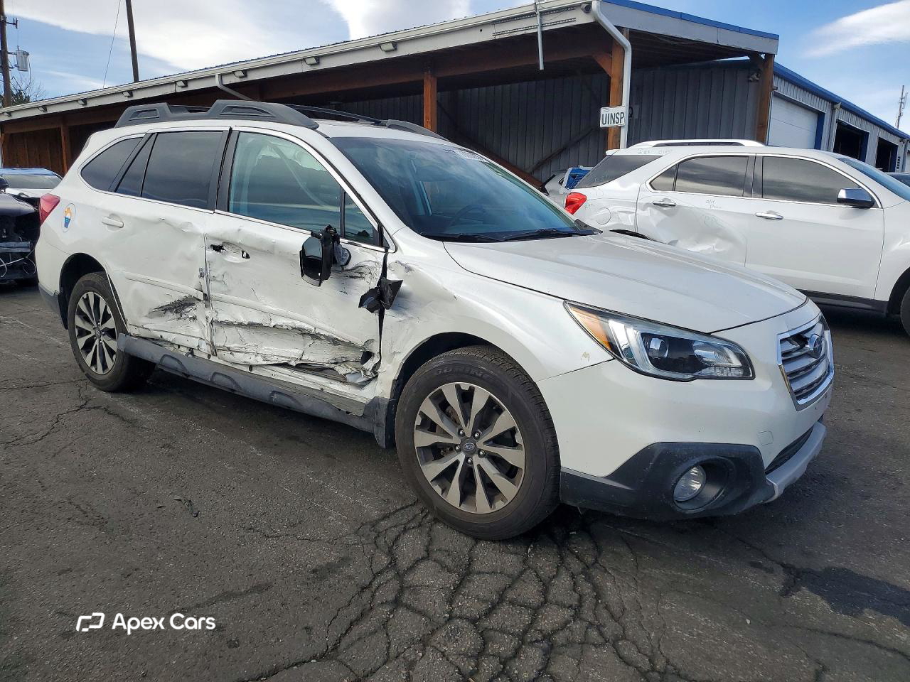 Subaru Outback 2016