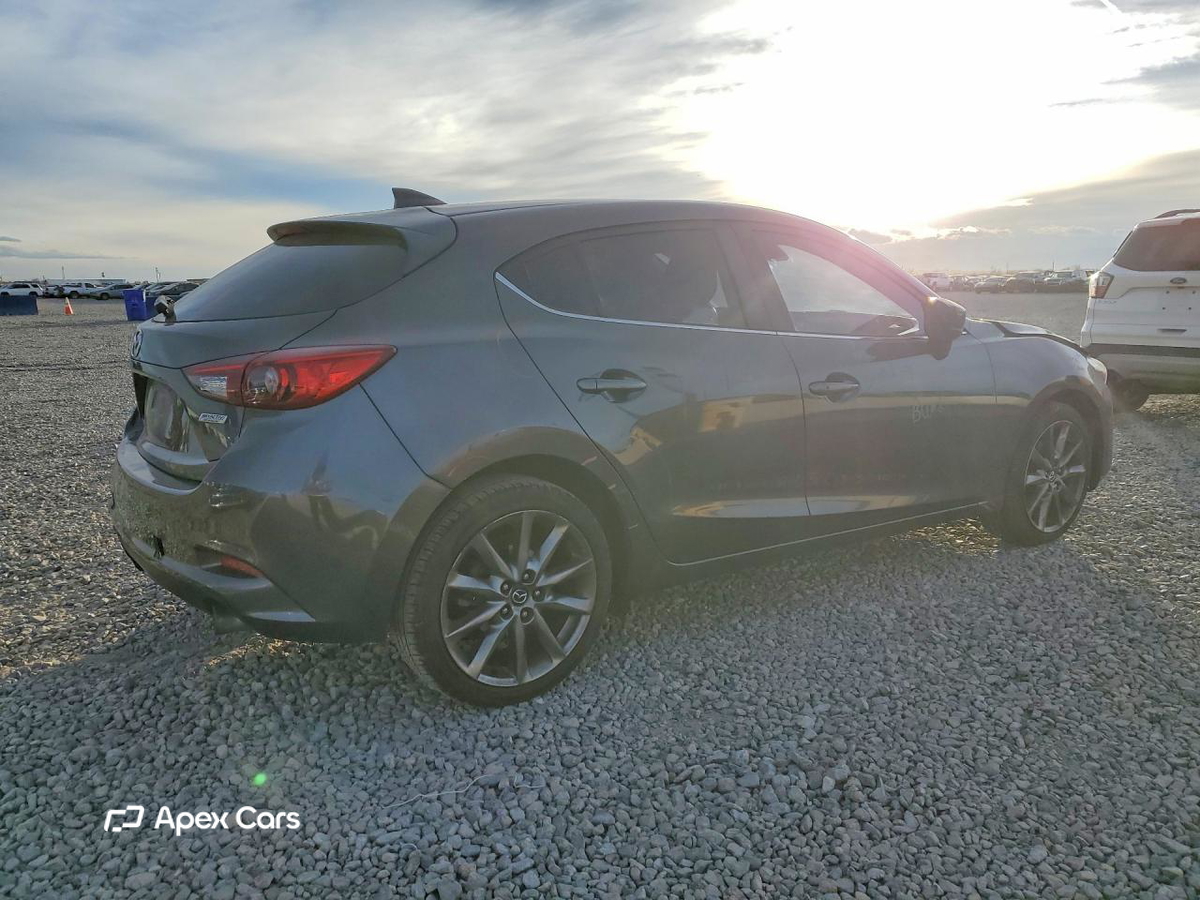 Mazda 3 2018